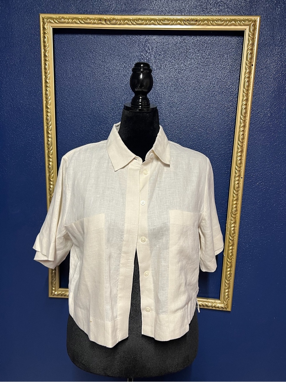 Banana Republic Cream Short-Sleeve Cropped Button-Front Shirt